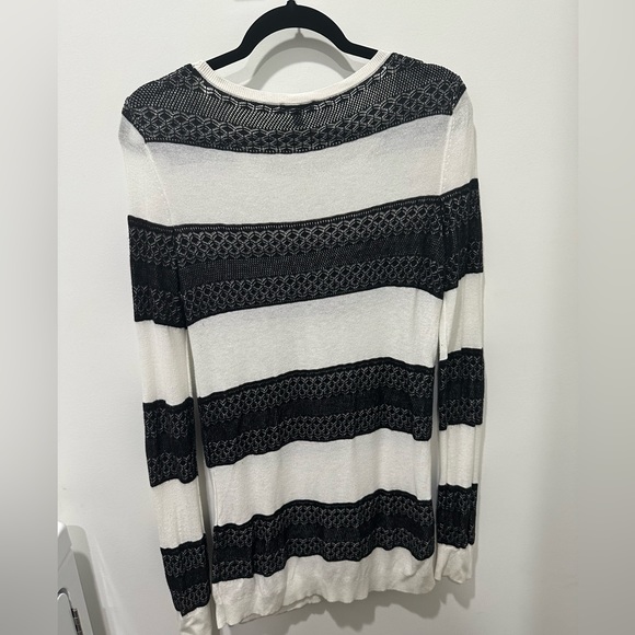 Express tunic sweater - Picture 2 of 2